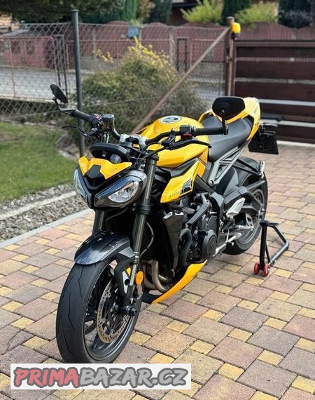 triumph-street-triple-765-rs