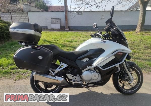 honda-vfr-800-x-crossrunner-abs