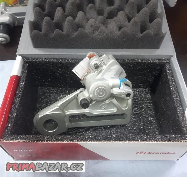 ktm-sxf-zadni-brzdic-brembo-adapter