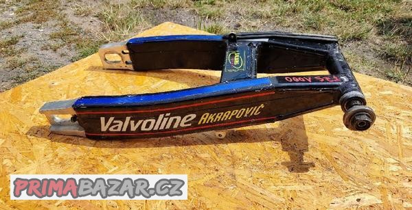 yamaha-fzs-1000