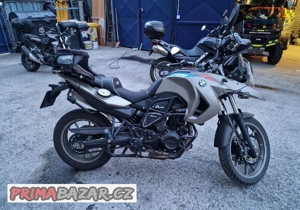 motocykl-bmw-f-650-gs