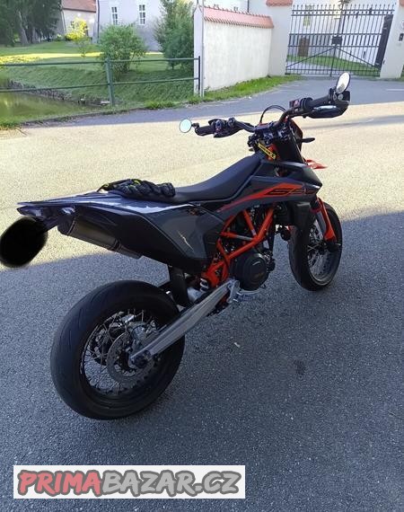 ktm-690-smc-r-2023
