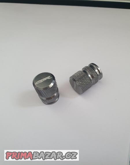 honda-cbr-krytky-na-duse-na-pneumatiky
