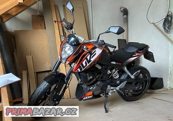 ktm-duke-125-r-v-2011