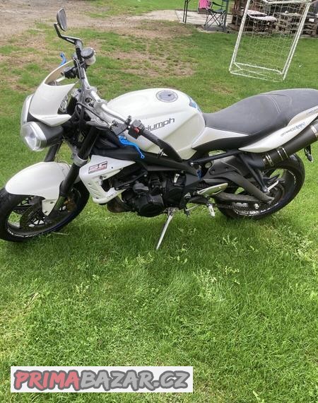 triumph-675-r