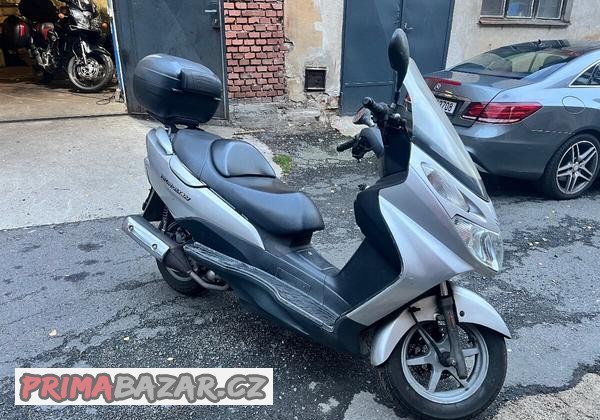 suzuki-burgman-125