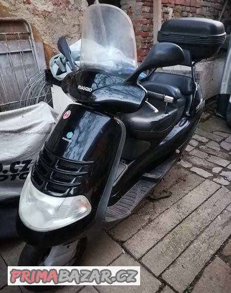 piaggio-hexagon-180-2t