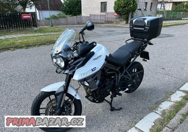 triumph-tiger-800-xr-nova-cena
