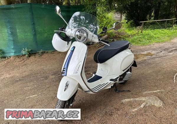 vespa-125-primavera-yacht-edition