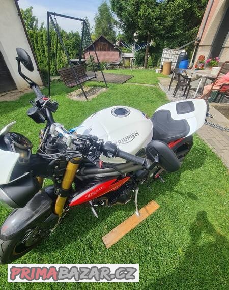 triumph-1050r