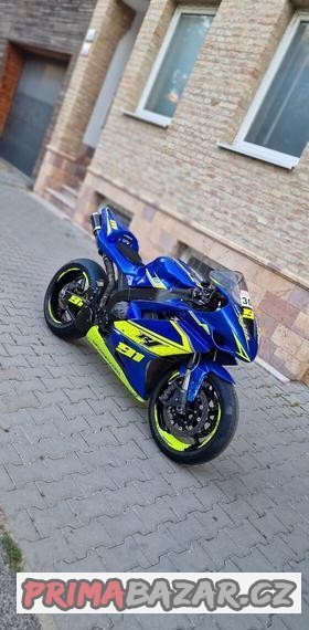 predam-okruhovku-yamahu-yzf-r1-rn19