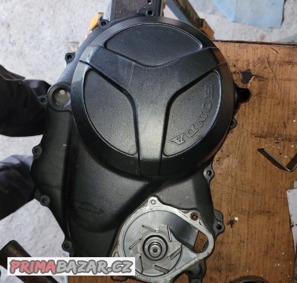 prodam-viko-motoru-vtr1000