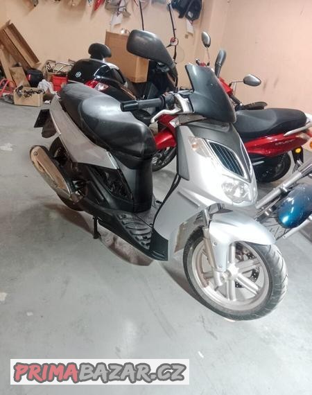 aprilia-sportcity-200