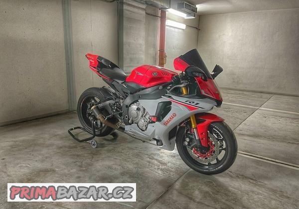yamaha-r1-2015r
