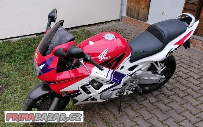 motorka-honda-cbr-600f-nova-stk-nove-svicky