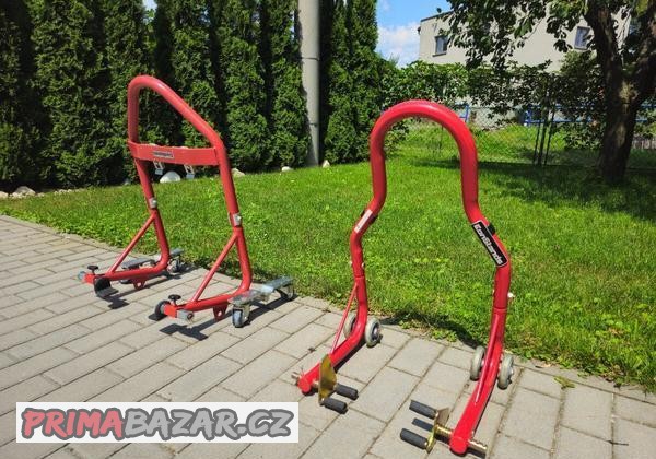 constands-drzaky-na-motorku