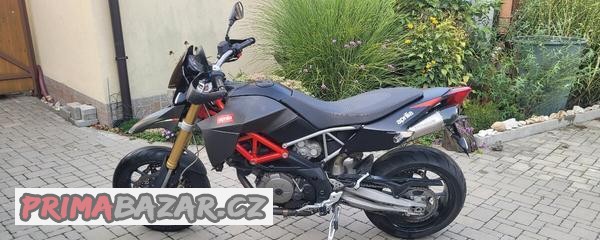 aprilia-dorsoduro-750-factory