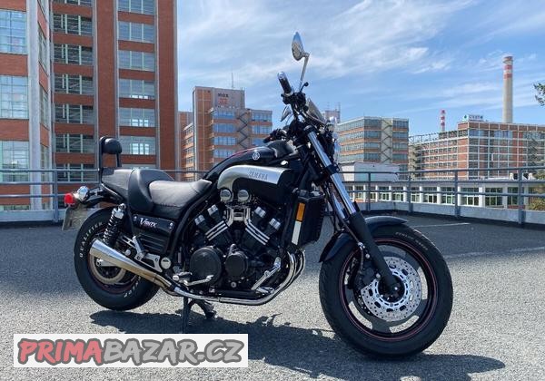 motocykl-yamaha-v-max-1200-v-boost-v4-final-edition