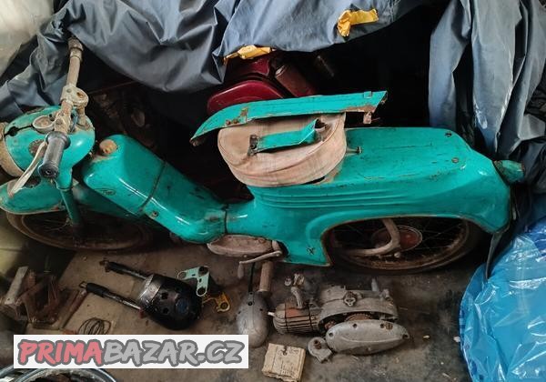 jawa-pionyr-555