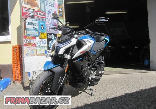 cfmoto-450nk-modra