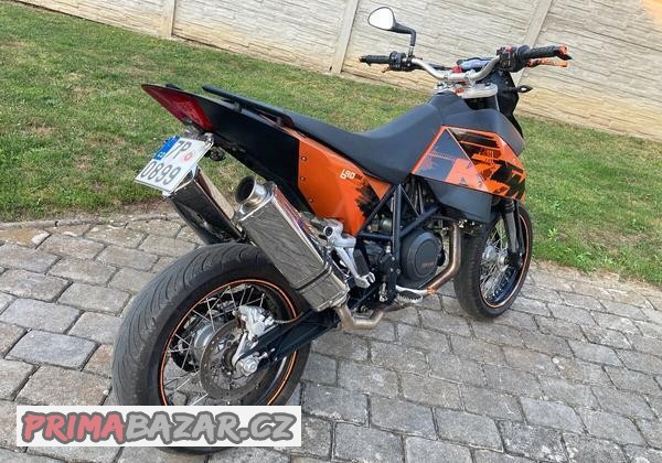 Ktm 690 SM 46kw po servisu nová stk top stav - bez investic