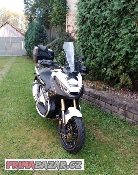 honda-x-adv-750-r-v-2018