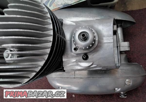 jawa-250-panelka