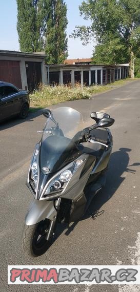 prodam-skutr-kymco125-downtown