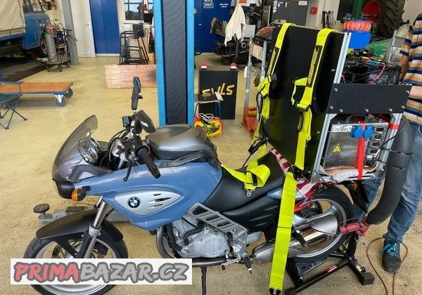 bmw-f-650-cs-scarver-abs-top-stav