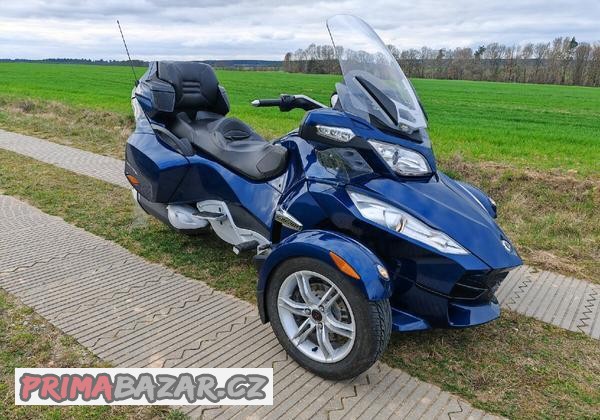 can-am-spyder-rt-motor-rotax-1-majitel-dovoz