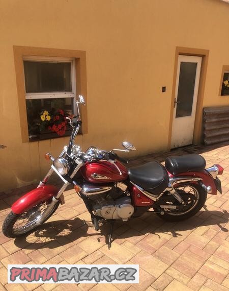 Suzuki intruder LC 125 Suzuki intruder LC 125