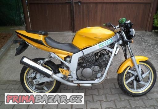 moto-hyosung-gt-125-comet