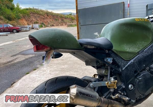 dily-suzuki-gsxr-k1-k2-k3-cafe