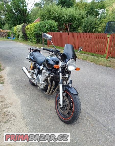 yamaha-xjr-1300-2002-specha