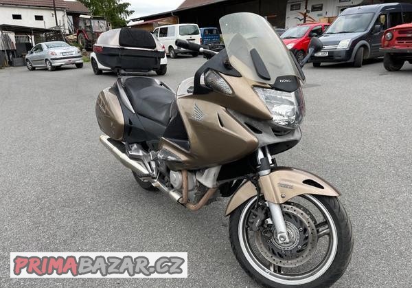 honda-nt-700-deauville