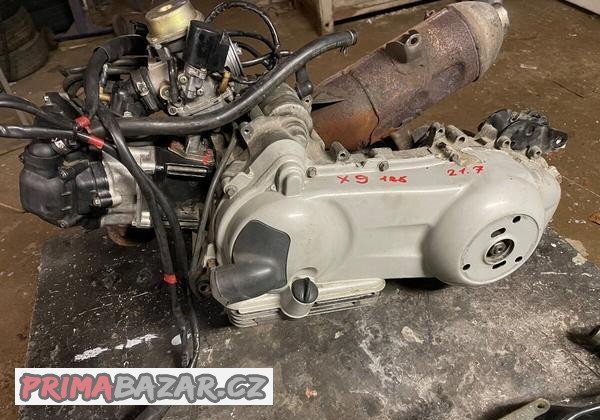 Motor piaggio 125