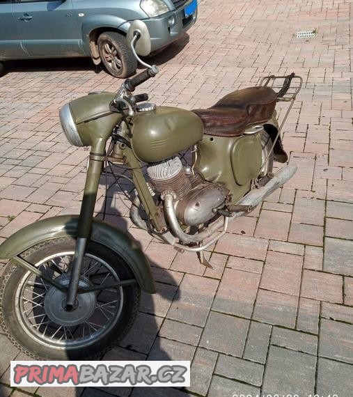 motocykl-jawa-250-rok-1960