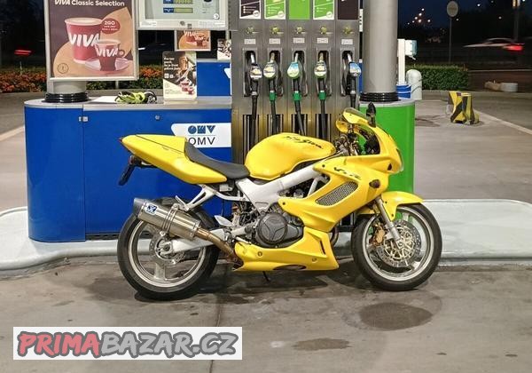 honda-vtr-1000f-firestorm