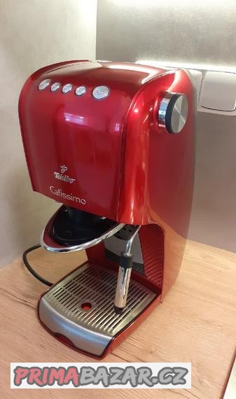 kavovar-na-kapsle-tchibo