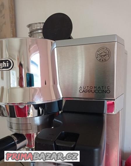 kavovar-delonghi-2-v-1