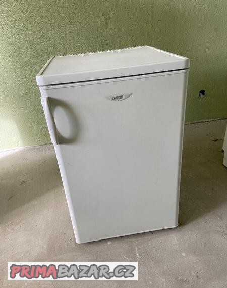 prodam-lednicku-zanussi