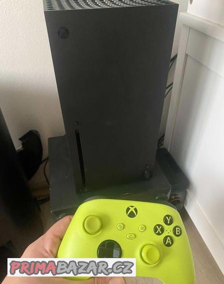 xbox-series-x-1-tb-carbon-black-top-stav-zaruka-1-rok