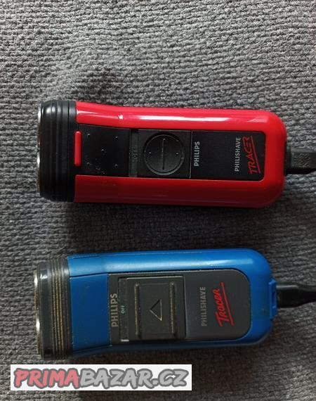 nabizim-dva-kusy-retro-holicich-strojku-philips-plne-funkcn