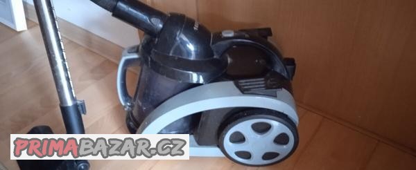 vysavac-1600w