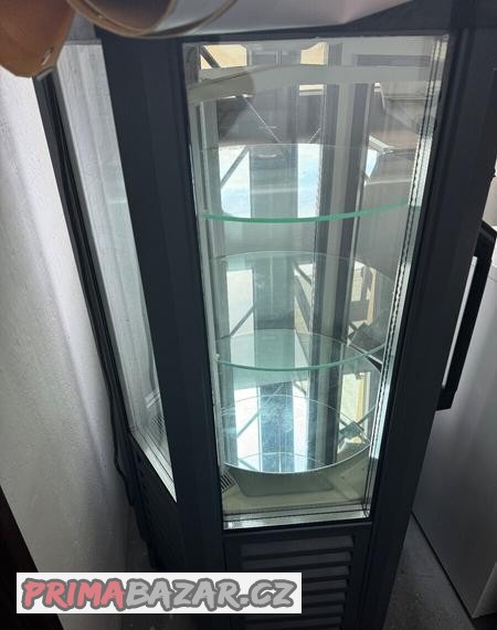 chladici-vitrina-servis-nutny