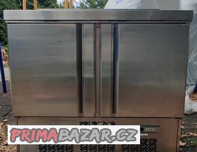 chladici-stul-gn-1-1-se-2-dvermi