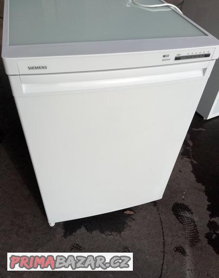 lednicka-siemens-siroka-60-cm-sklenene-viko