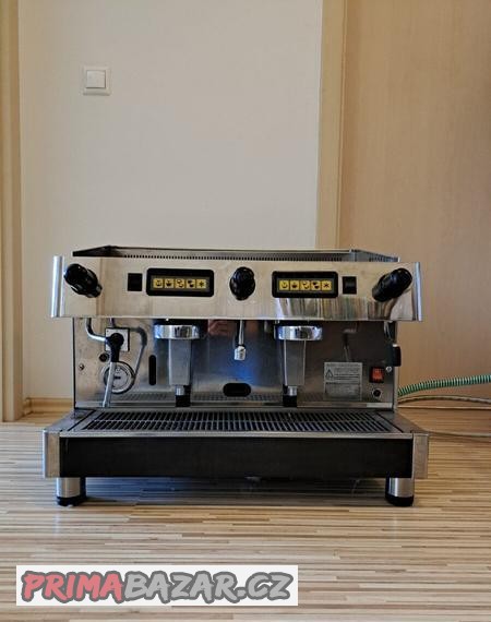 italsky-pakovy-kavovar-specha-predani-praha