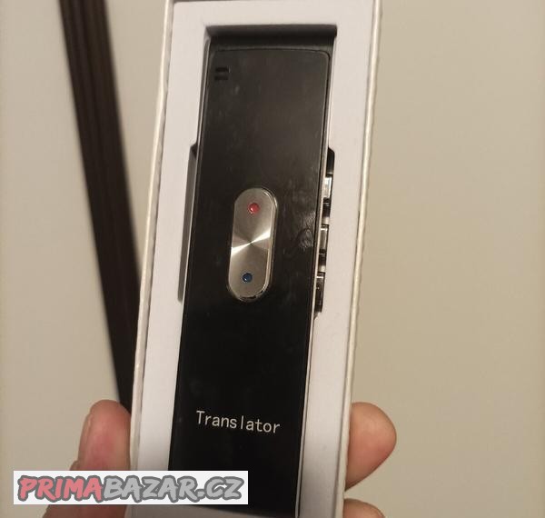 prenosny-prekladac-ai-translator-stick-137-jazyku