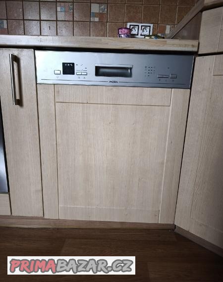 mycka-nadobi-p60-mora-vm-645-x-vestavna
